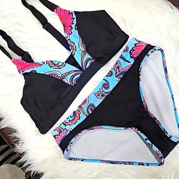 Scroll Floral Bikini Set ✦ Ladder Cutout Top + Cheeky Bottoms ✦ Adjustable Strap - Picture 6 of 16